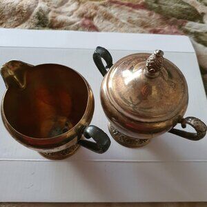 Primrose Rogers & Son Set of 2 Creamer and Sugar Vintage 1803,04 Silverplated.